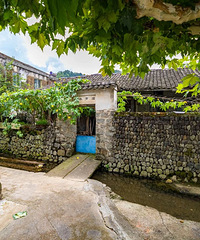 �����˹ھ���˳����ľ���С�壬�Դ��յ�ģʽ