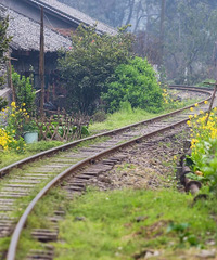 �Ĵ�����Եĳ��У��ȳɶ�����̫��