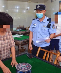 ̨��һ��12�˾�����15������ͣҵ���٣�������ز��ݽ���