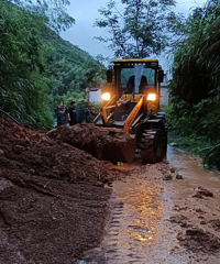 һ������������ȫ���ˣ�Ů�ӣ����Ǿ����дӴ�����������..