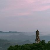 ��ɫ����