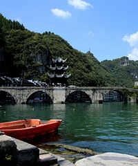 ��Զ����