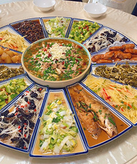 �������Լ����³������������ھӼҲ�Բ��