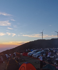 �������һ�����գ�����ɽ��ɽ�˺���������