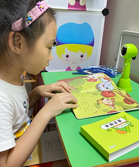 ��ѧ��һ���ٲ��˷����飬�����һ��������8����