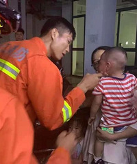 ��ݹ�����һ�����ޣ����ű��˿����ֳ�һĻ̫����