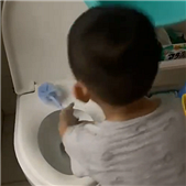 ����ÿ������ˢ��Ͱ