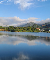 ̨����һ������򿨵㣬����ֲ��԰