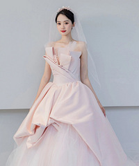 ��Ů��ɫ�Ķ�ɴ