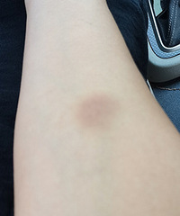 ���ǣ���ɫ������