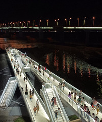 ���������ռ䣬ҹ���ܲ���