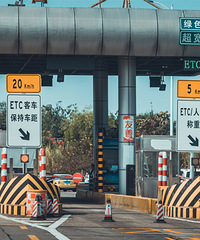 [�ٷ���Ӧ]����������ʱ��ǰ�ϸ��ٽ�����