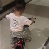 2��һ���޻��ﳵ��