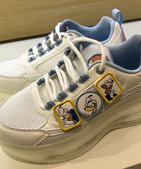 �ȷ��Ь�ӣ�Խ��Խ�ÿ��ˣ�ÿ˫������