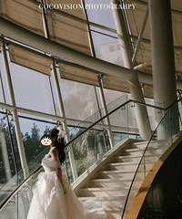 ����������ġ��������һλС��Ů��������˸������ӵİ��鳤��