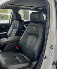 [���ͶԱ�]Ԥ��30�򣬱���UR-V������Plus����ôѡ��