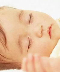 Ӥ����˯����˯���������ô�죿�����⼸�㣬������˯һ��ҹ��