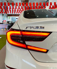 ȫ�±����Ÿ����ˣ�����ʵ��