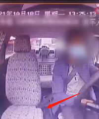 ����2�μݿ�������������ǰһ����һ���Ѿ���