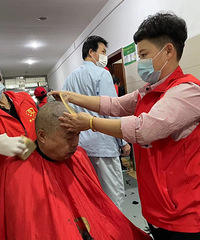 ����־Ը�߷������ģ�Ϊ�м�����һ������