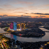 ����̨��