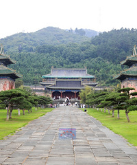 �������ߵ�������Լ��¸������ന����֮�䵱ɽ