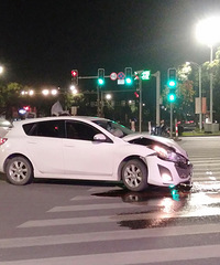 ֻ����һ����ͣ�ţ�Ҳ��֪������ôײ��