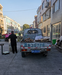 [�̻�]��ˮ���ĸ����շ�Ʒ�ˣ������շ�Ʒ��׬Ǯ