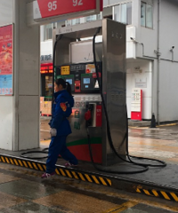 ��120�����䱻�ӵ�161����������˾��������վ��1������ɾ