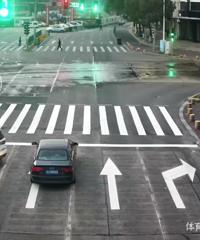 ����һ�γ�ͣ��·�ڵ���38�����̵ƣ��������˱�����