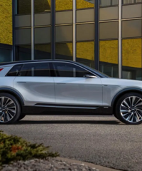 ��ʯ�и���ƣ�33�����������ᣬ����Ʒ�ƷŴ��У�����Ҳ�ţ�