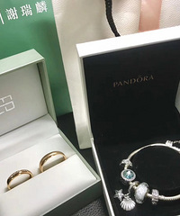 ��������Ļ�䣬���췢�����Ǽۣ�ͻȻ�о��Լ�Ѫ׬��һ��