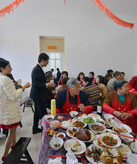 ����Ȧ���硱������𣿵����ˣ�û��ζ�����һ��