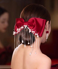 ��ɫ������