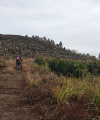 [����]���ɹŵ�������Զ�Ϻ�ɽ�Ĺŵ������������ķ���