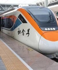 12��15�գ���ʱͣ���г�5��