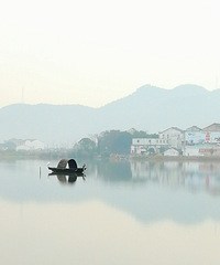 [������]������֮����Զɽ���죬���ߵ����ֺ���