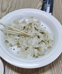 ���100��������ӳ�12Ԫ�ܱ�ˮ��ֻ���ڲ���Ƥ���ϰ�ŭ��