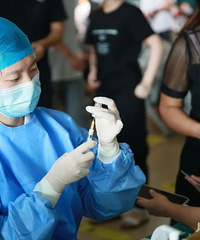 ������䣬���Ǻ�ů����һ�Σ����ǰѾ�ͷ�۽�̨�����Ⱥ��