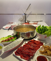 ��ʮ������ʳ�ֲݡ��ۺ�ɫ��ţ����