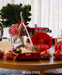 κ�����ǻ����ֳ��ع⣬�����Է�˿ӦԮɫ��ɫΪ��ɫ��