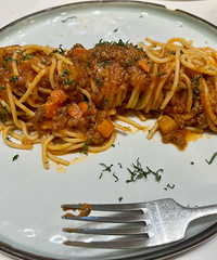 ǿ�ƺ��۵�ʯ��ţ�ǣ�������˿ζ��Ҳ����