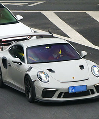 ���������ġ��ִ��������յ��˿϶�û�뵽��GT3RS���Ǹ���Ů