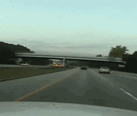 �ٿ�����ʻ��ͻȻ��̥��ô�죿��������ܱ��� ��