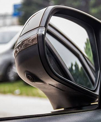 ����жϳ�������˾���������֣�����ͣ�����Ƿ�����4������