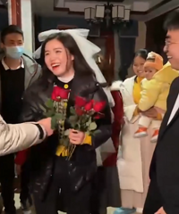 [��ʽ����]Ů��ȥ���Ѽ��аݷã�����ȫ�Ұ�æ���