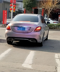 ���������ġ�����һ���λ��ϣ��е��ɫ