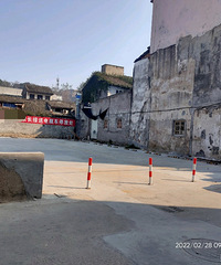 ѧУ��ô�������Ͳ���У�ſڶ¶¶���