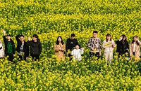 �������Լ� ̨��֮�ǡ�����׳��ԼݻԲ����Ļ