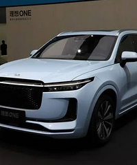 ȼ�ͳ��Ѿ��ߵ���ͷ�ˣ�δ������Ҫ���糵�����Ǿ����أ�